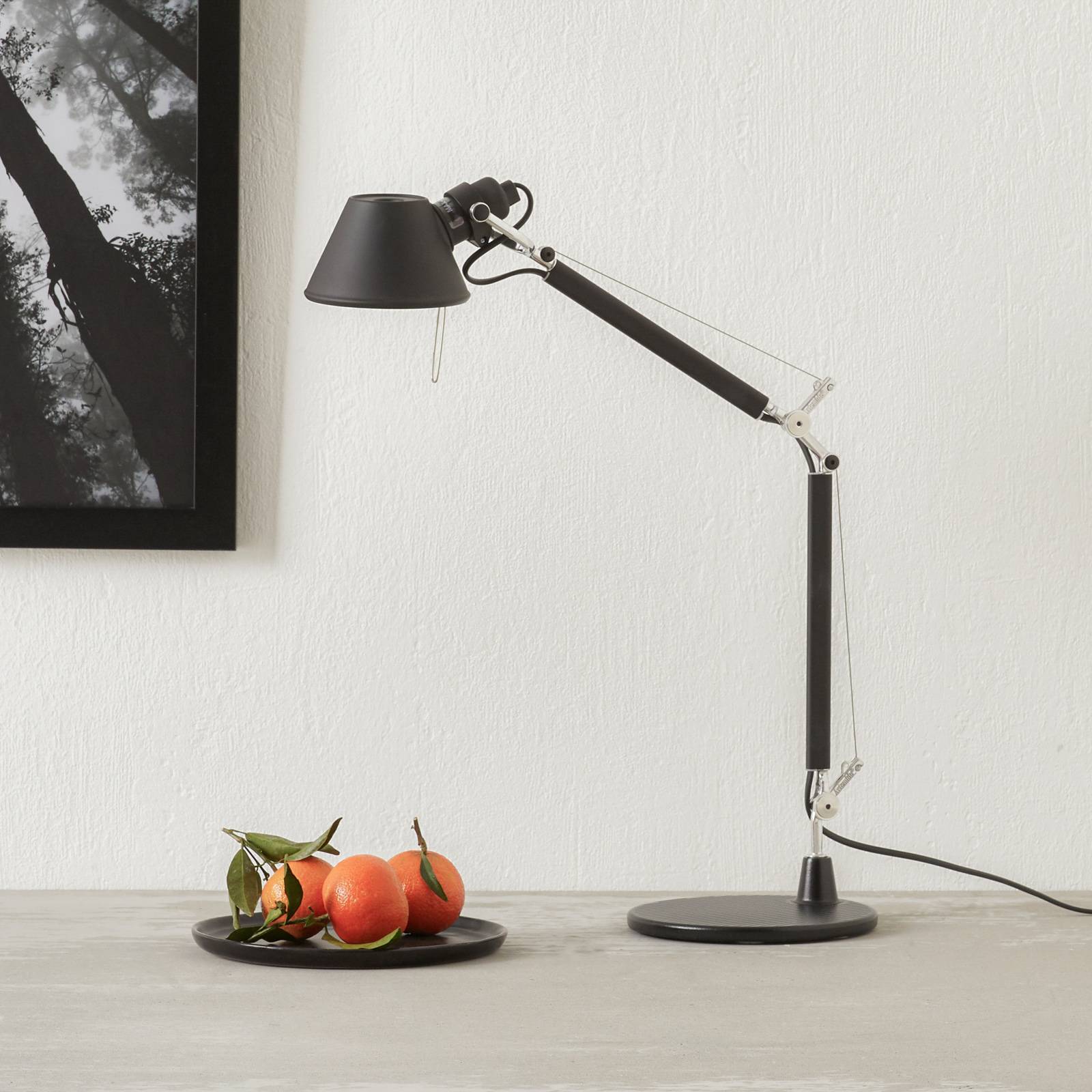 Artemide A011830 Stolní lampy kancelářské