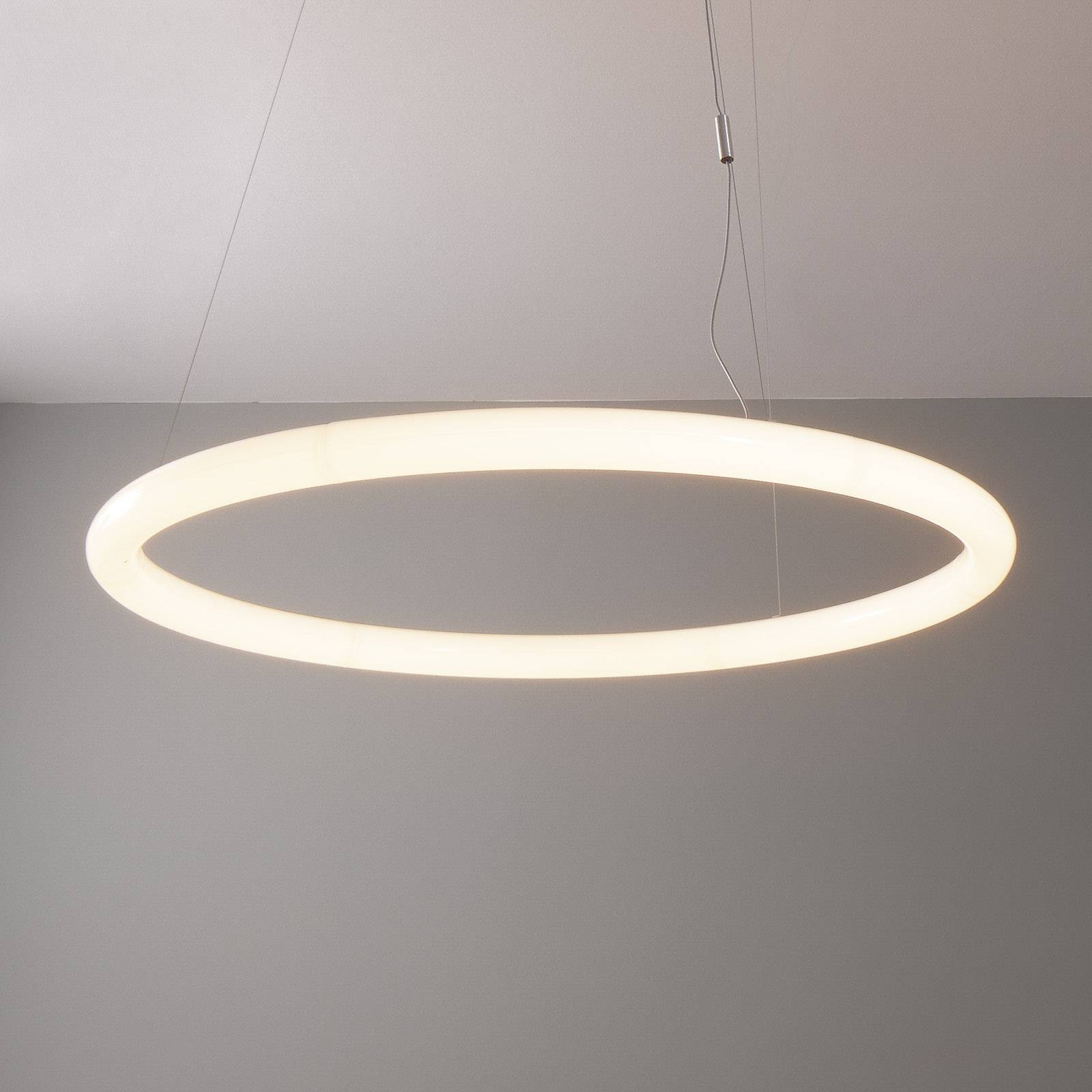 Artemide Inteligentní lustry