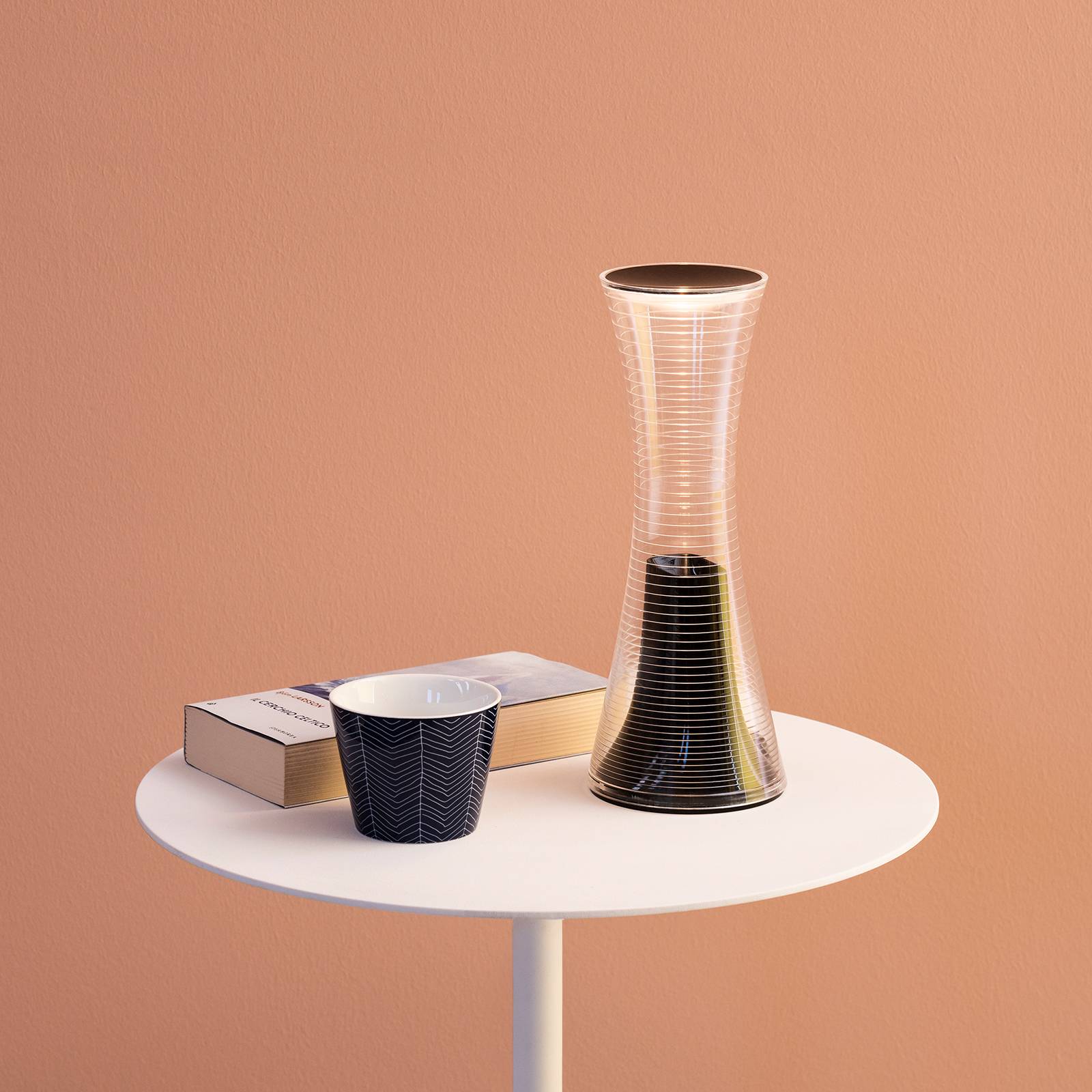 Artemide S0165010A05 Stolní lampy na noční stolek