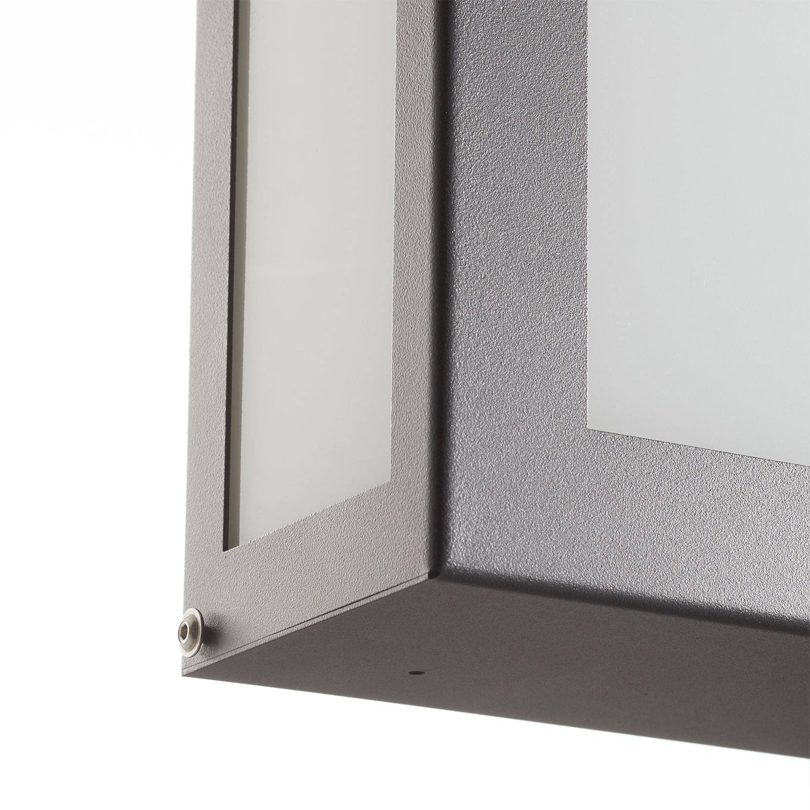 CMD 18/BM Venkovní nástěnná svítidla s čidlem pohybu