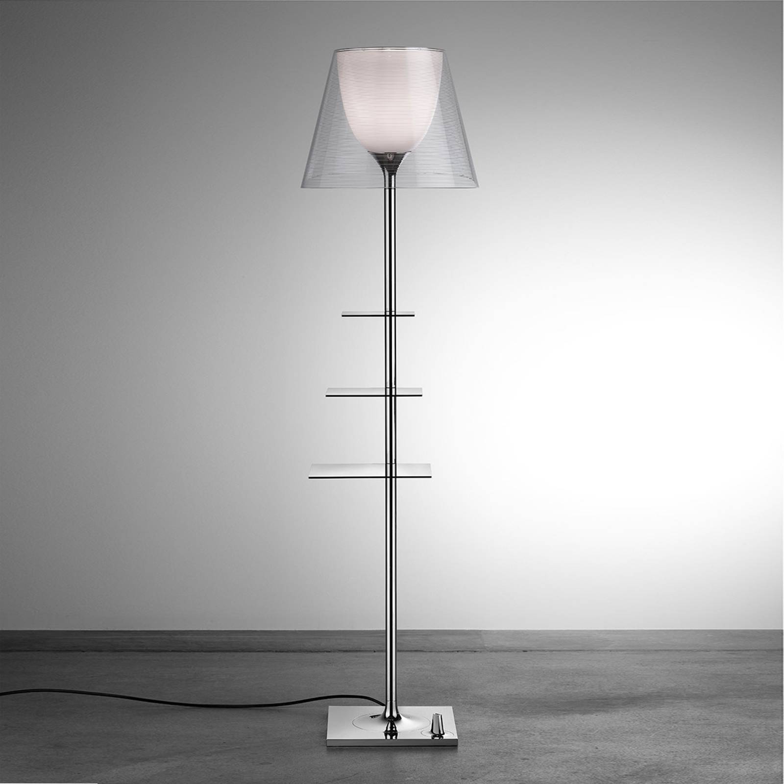 FLOS F1011000 Stojací lampy