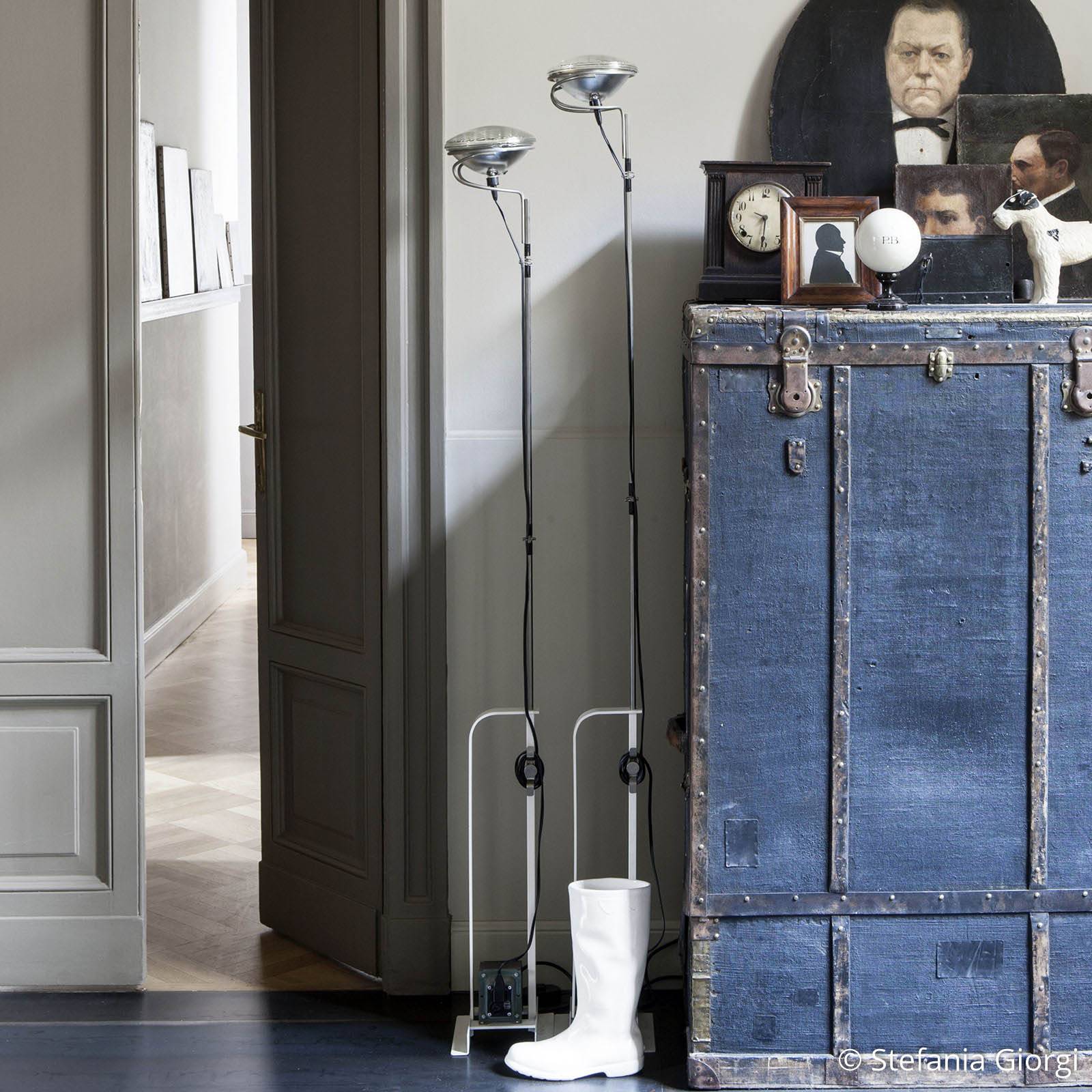 FLOS F7600009 Stojací lampy