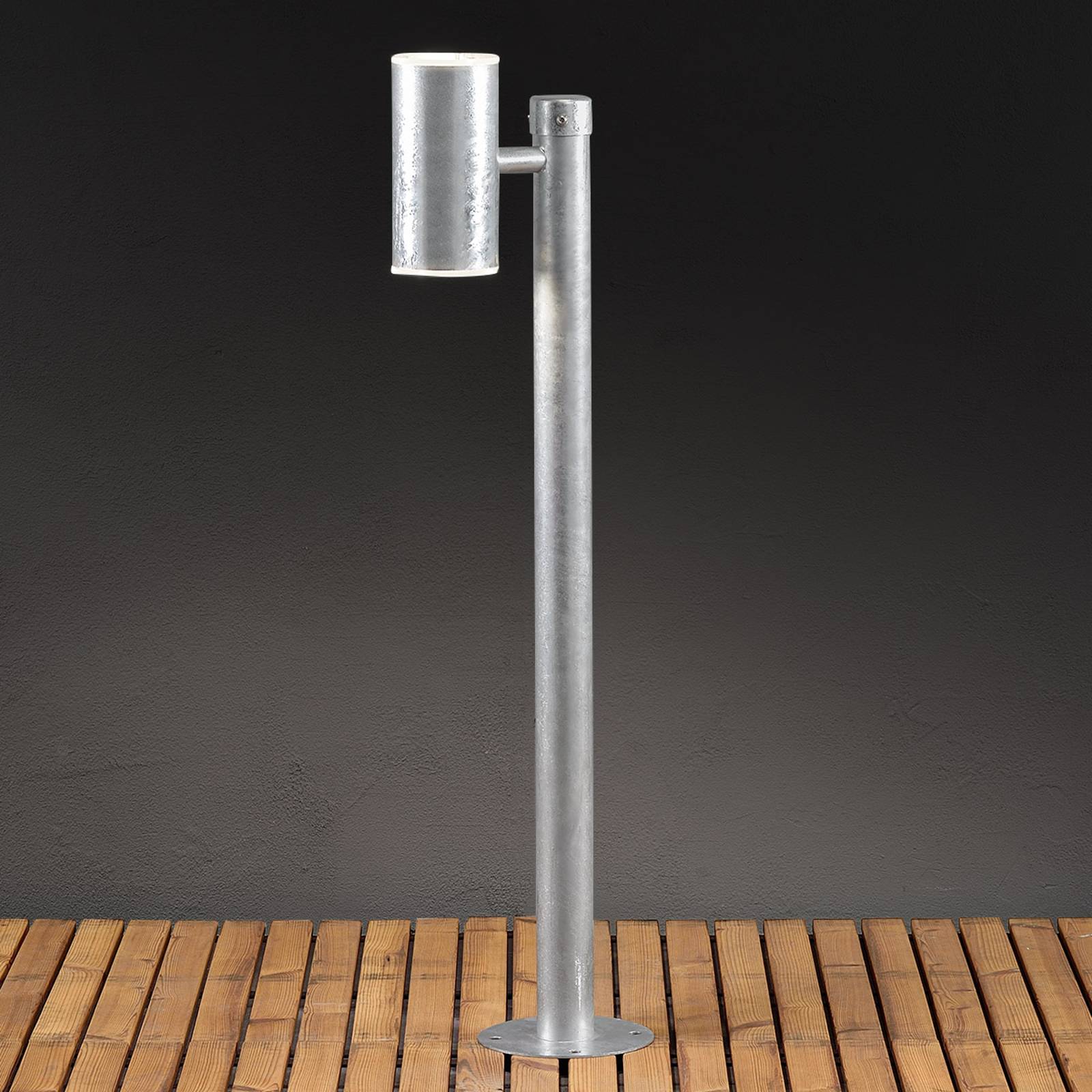 Konstmide 591-320 Osvětlení příjezdové cesty