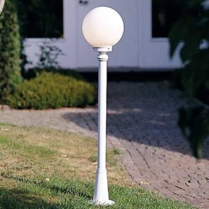 Konstmide Osvětlení příjezdové cesty