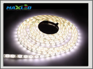 LED pás Max-Led 300SMD 5979 50W 5m neutrální bílá 4500 K