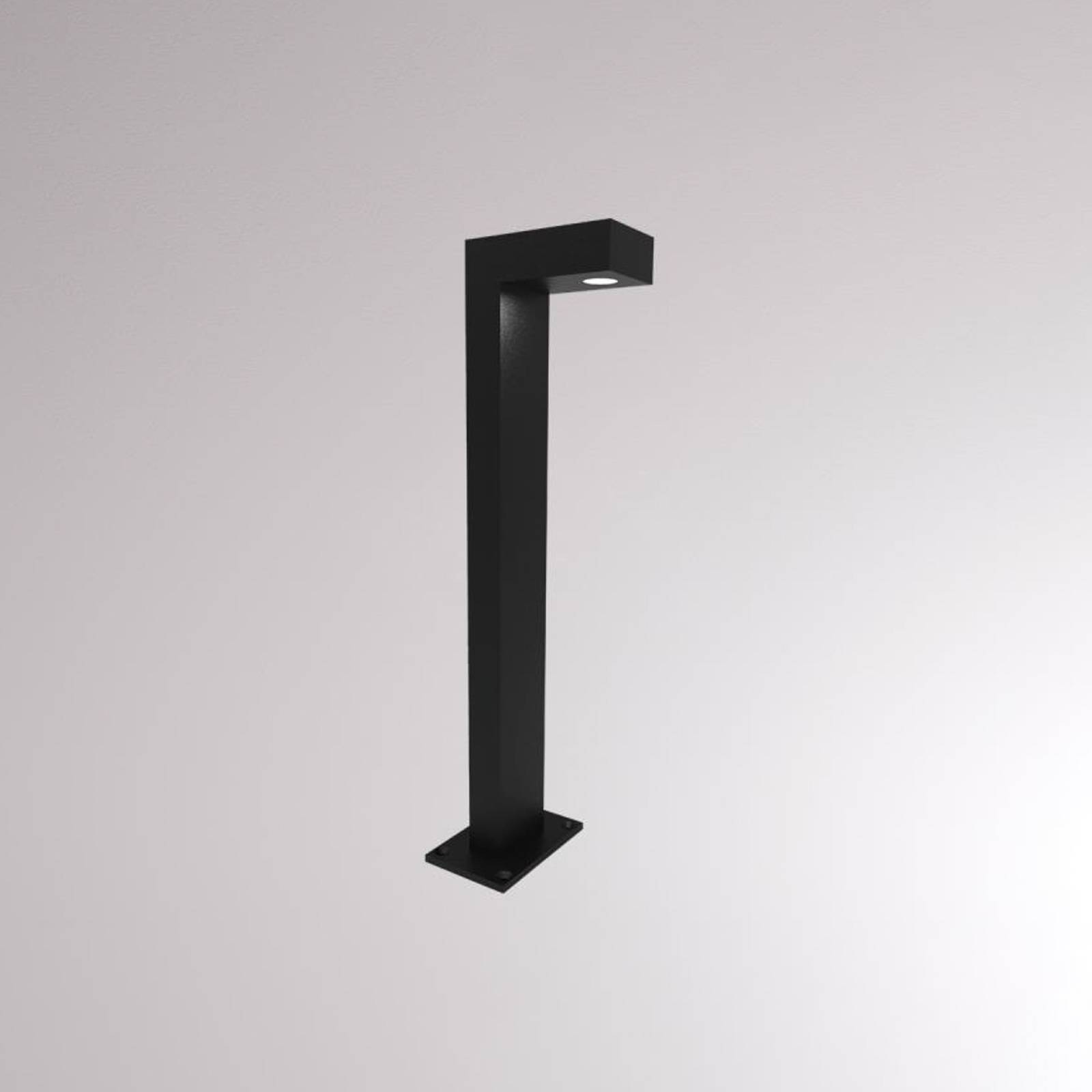 LOUM Osvětlení příjezdové cesty