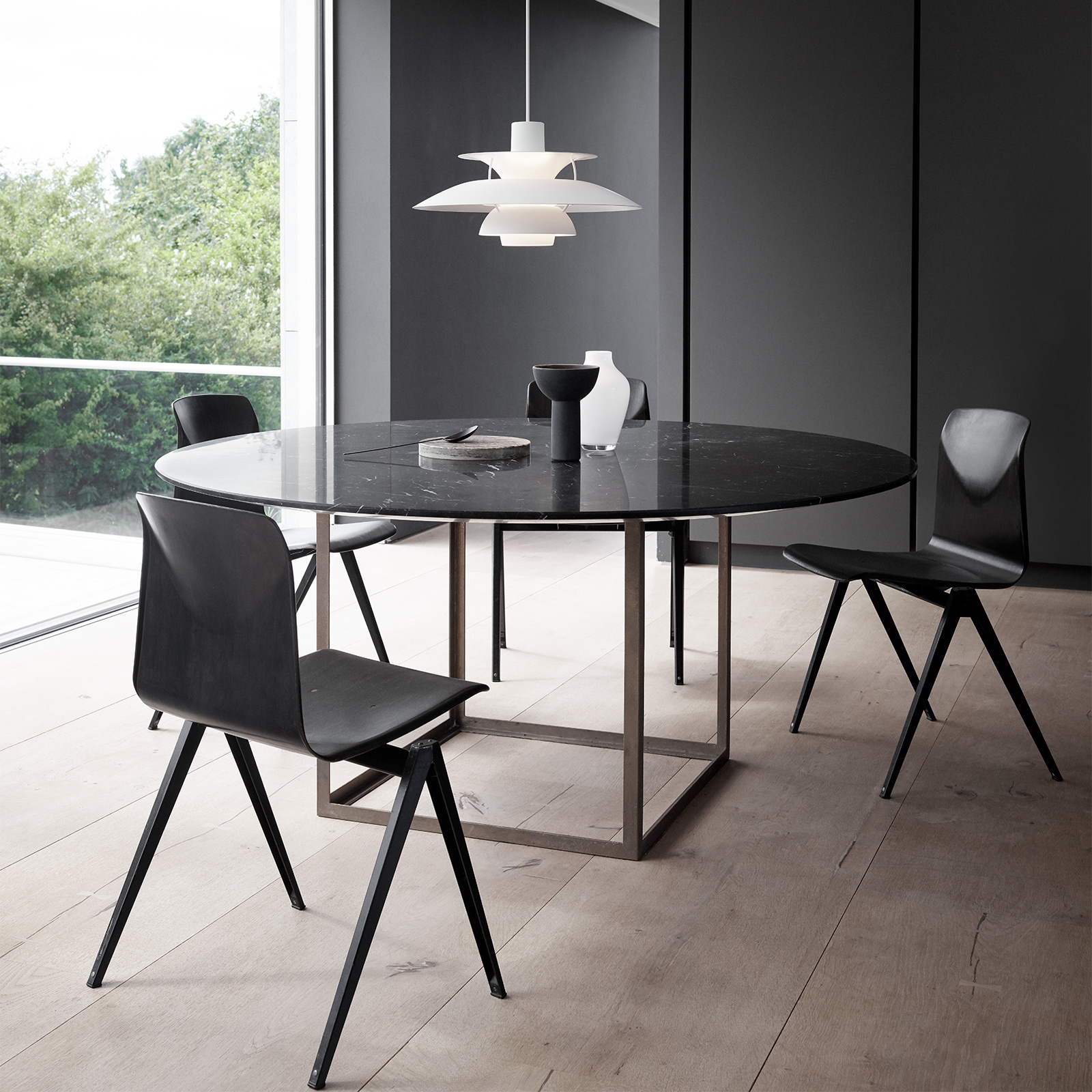 Louis Poulsen Závěsná světla