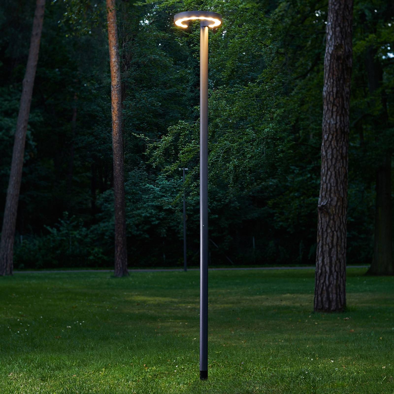 Lucande 9616024 Pouliční osvětlení