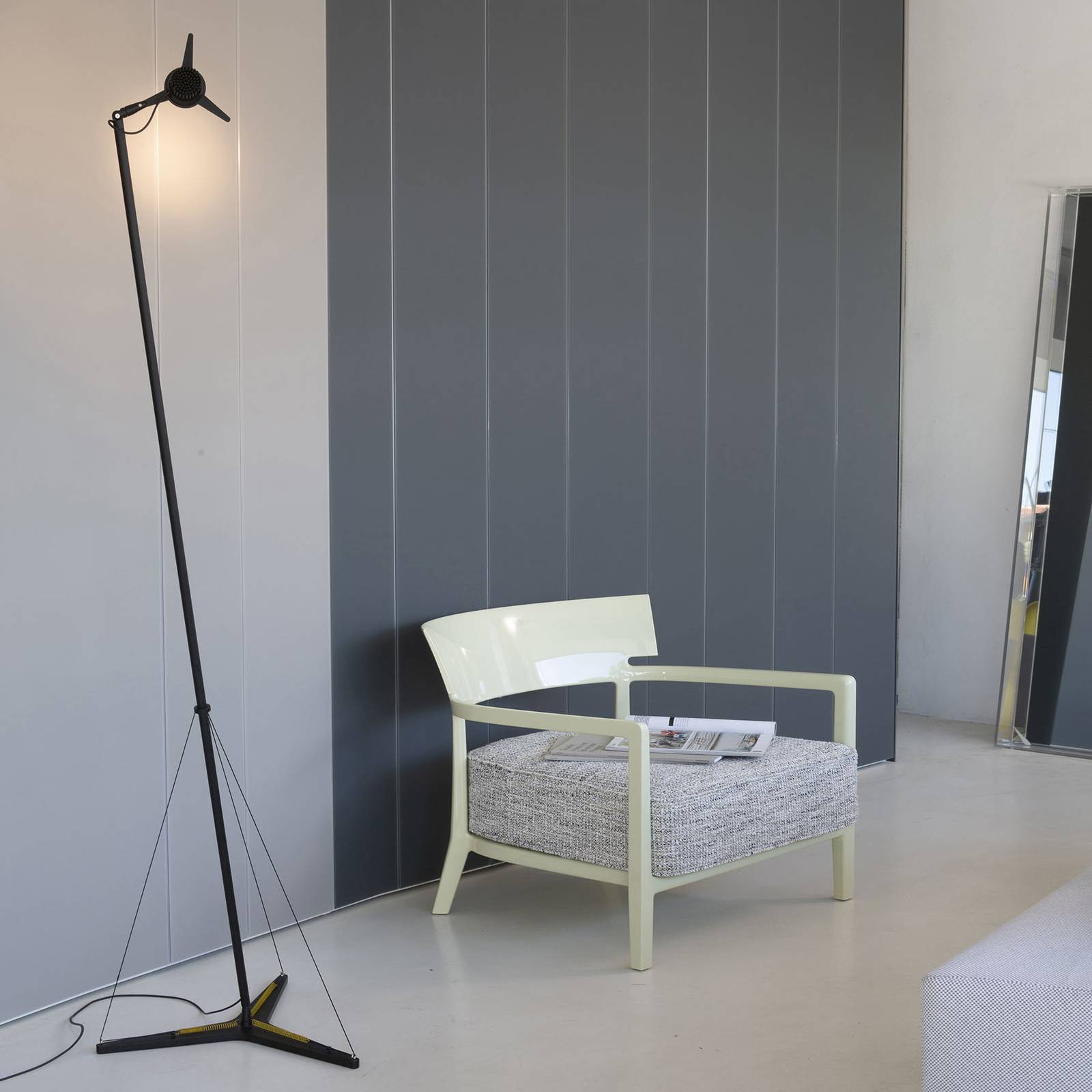 Martinelli Luce 2302/NE Stojací lampy