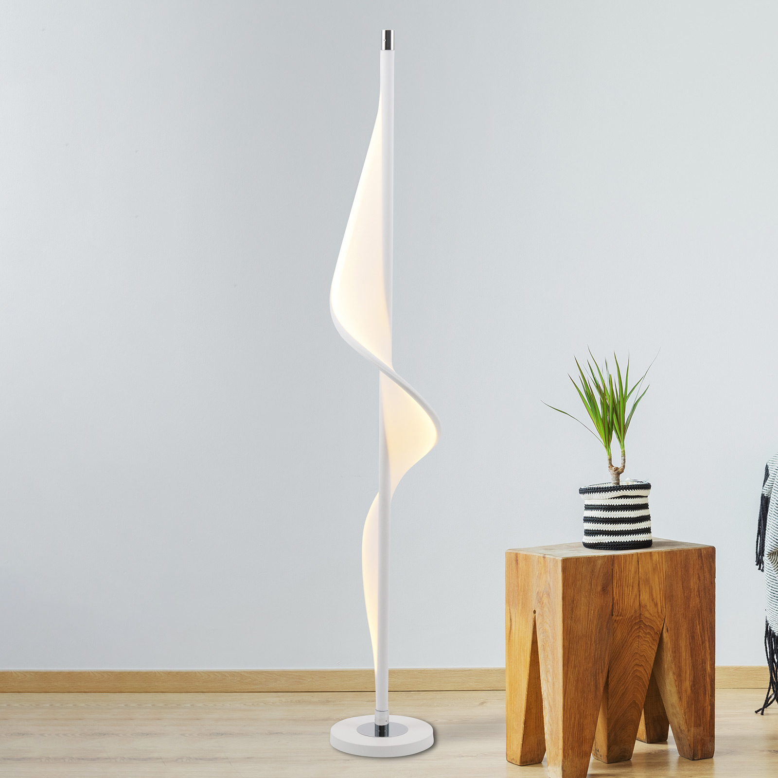 Näve 2098123 Stojací lampy