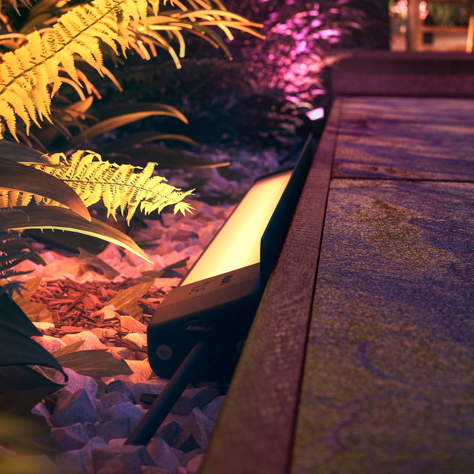 Philips HUE Inteligentní osvětlení příjezdové cesty