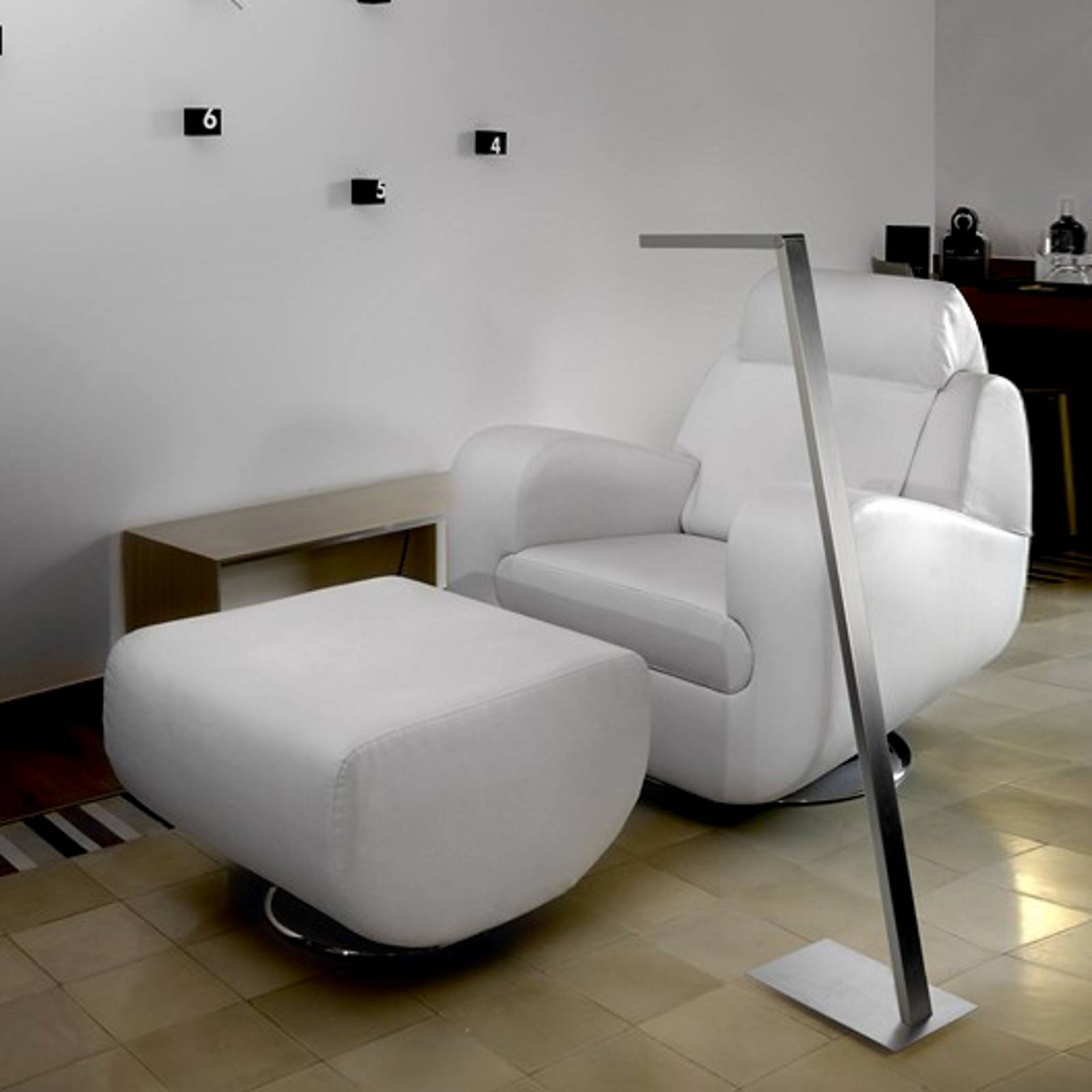 Pujol P-57 Nm Stojací lampy