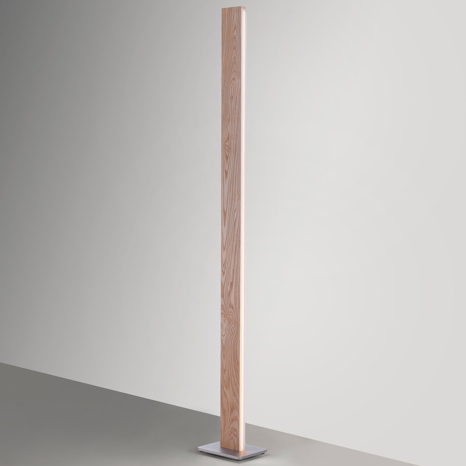 Q-SMART-HOME Inteligentní stojací lampy