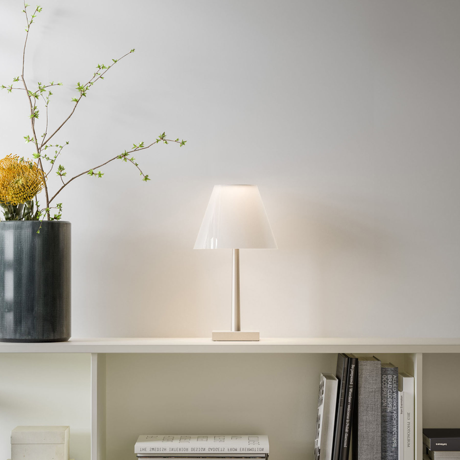 Rotaliana 1DNT100263EL0 Stolní lampy na noční stolek