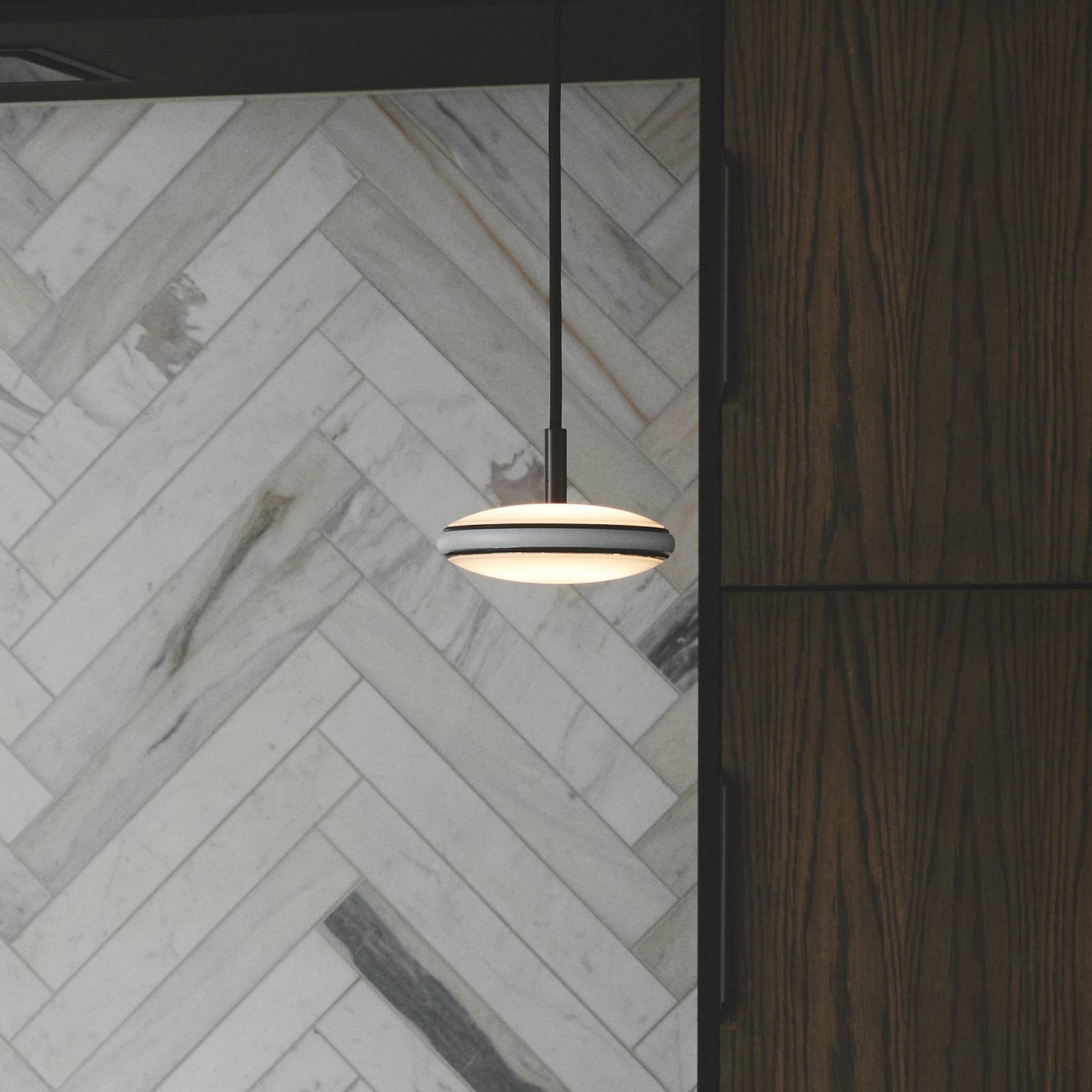 SHADE LIGHTS Inteligentní lustry