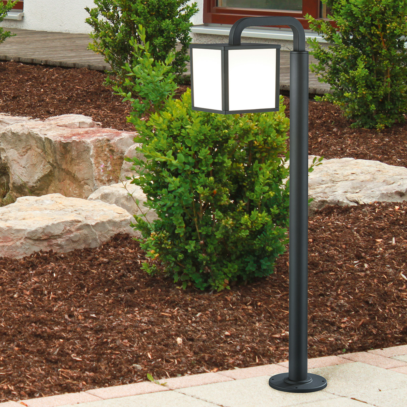 Trio Lighting 421560142 Osvětlení příjezdové cesty