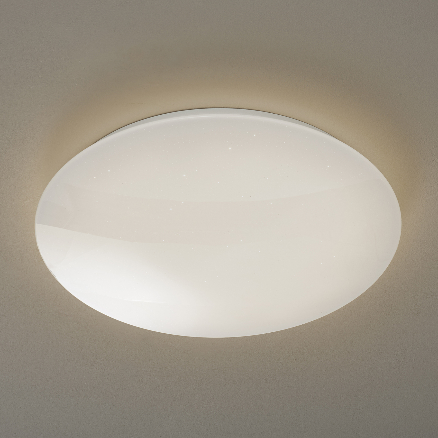 Trio Lighting 677718000 Stropní svítidla