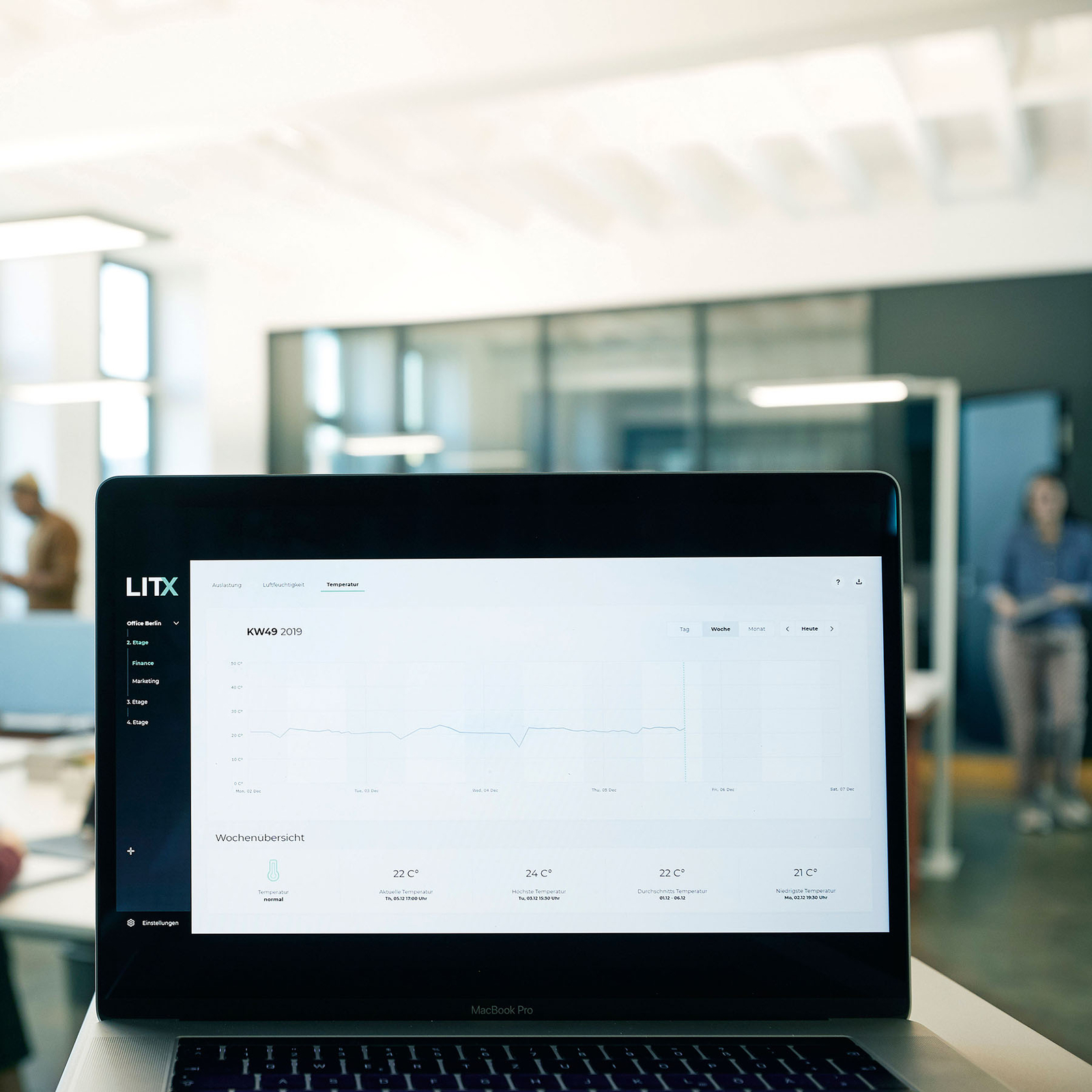 WALDMANN Stojací lampa