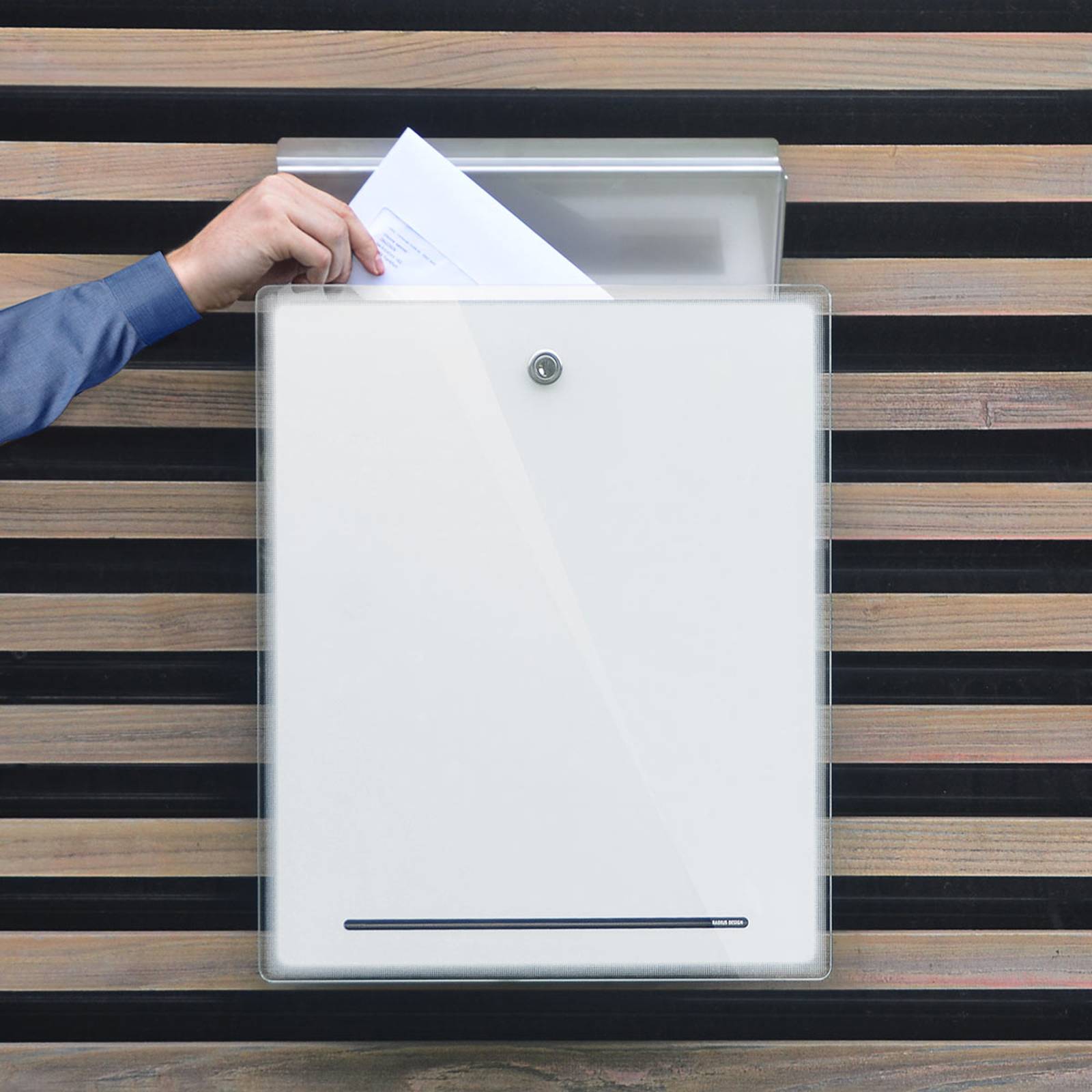 Absolut/ Radius 559a Nástěnné poštovní schránky